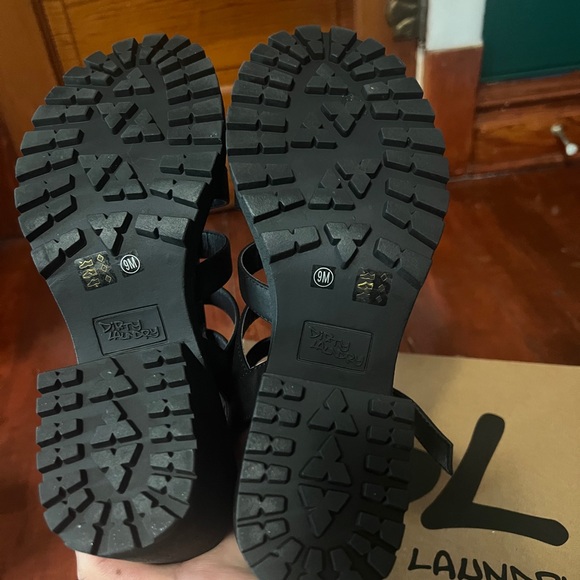 Fun Stuff Sandals - Picture 8 of 10